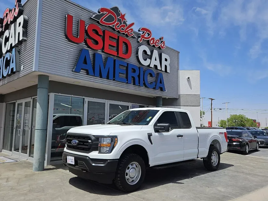 2023 Ford F-150 XL photo 1