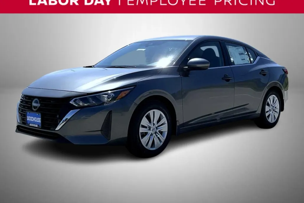 2025 Nissan Sentra S photo 1