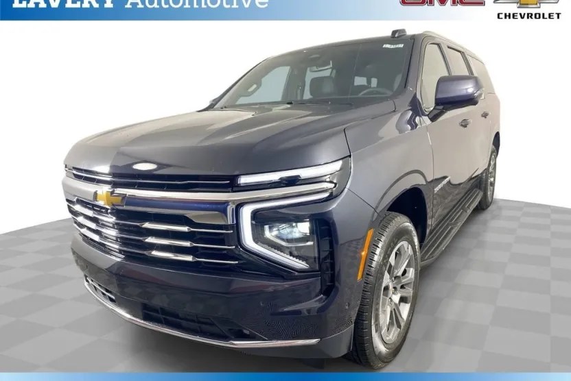 2026 Chevrolet Suburban LT photo 1