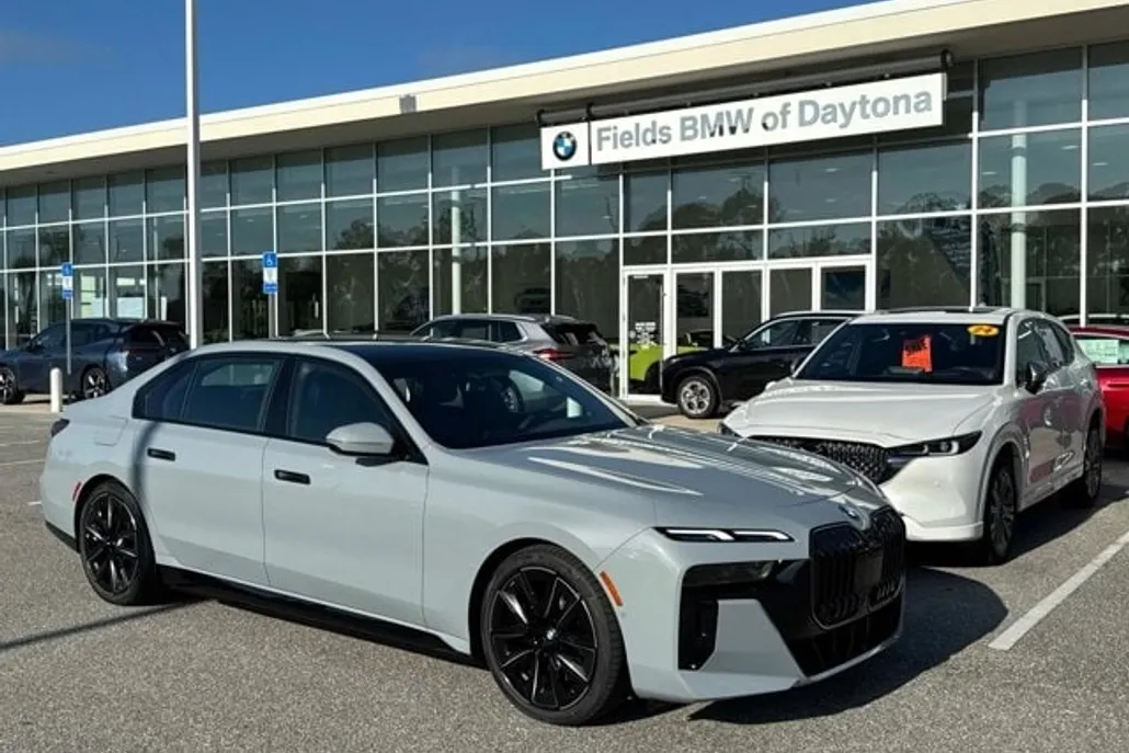 2025 Bmw 750e 750e xDrive photo 1