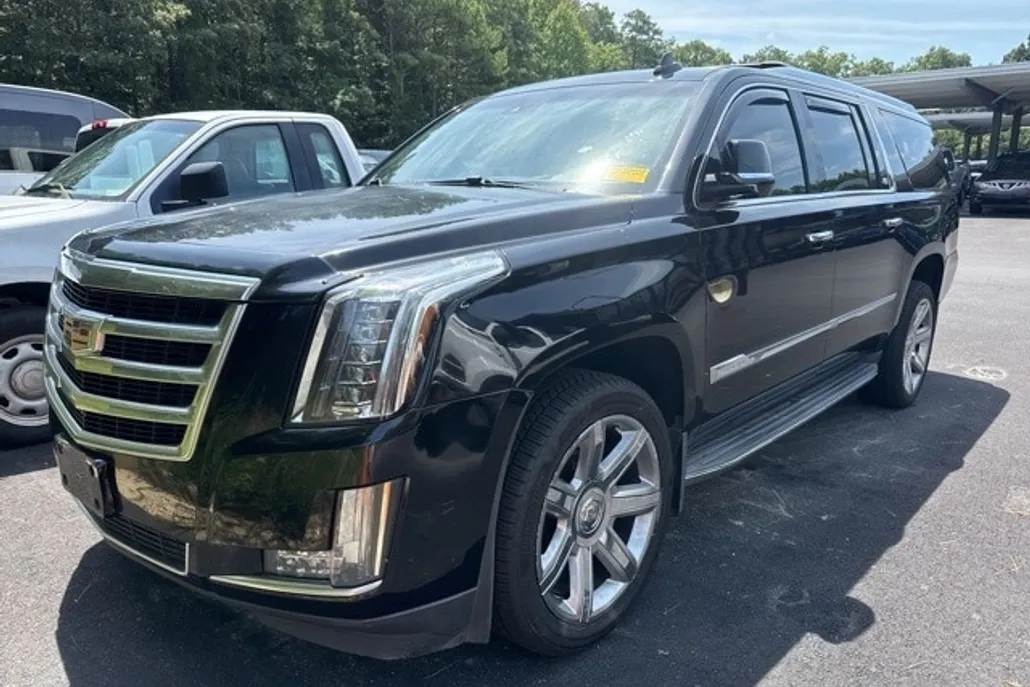 2016 Cadillac Escalade ESV Luxury photo 1