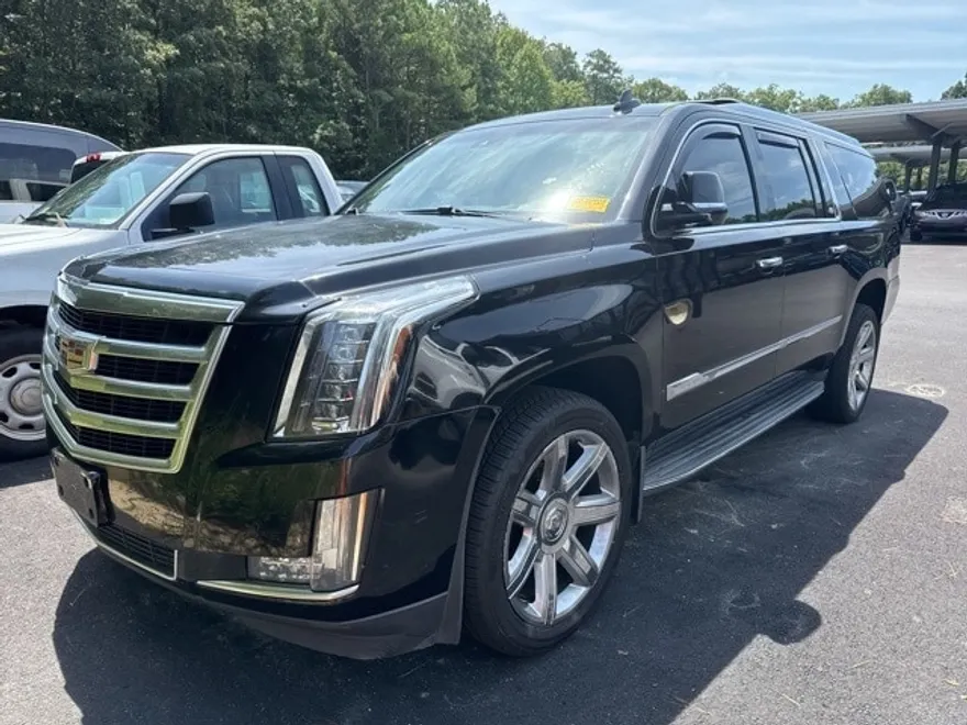 2016 Cadillac Escalade ESV Luxury photo 1