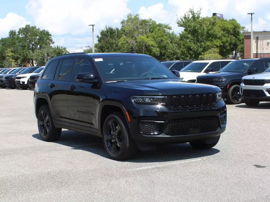2025 Jeep Grand Cherokee Altitude X photo 1