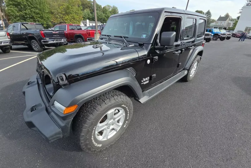 2019 Jeep Wrangler Unlimited Sport S photo 1