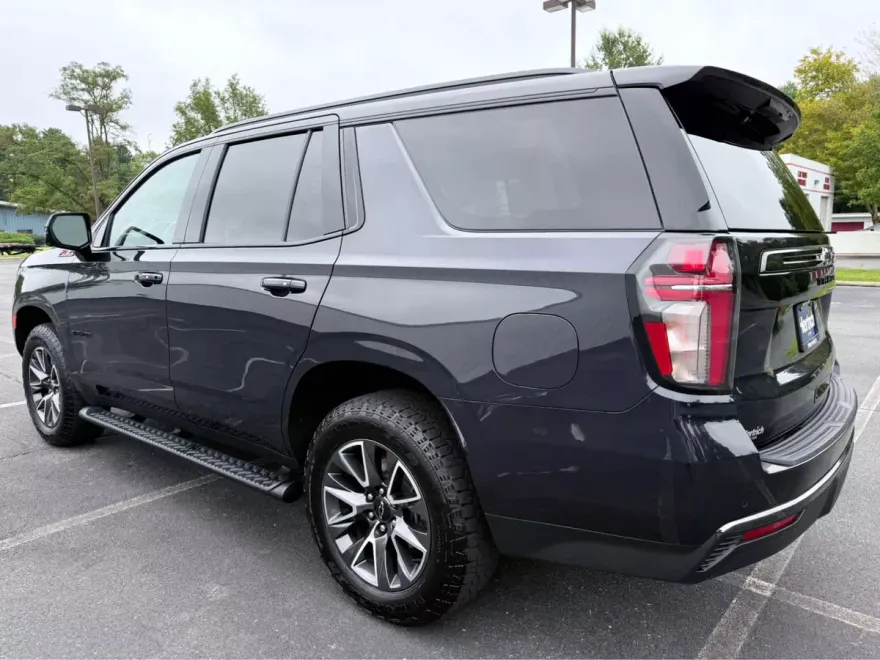 2022 Chevrolet Tahoe Z71 photo 1