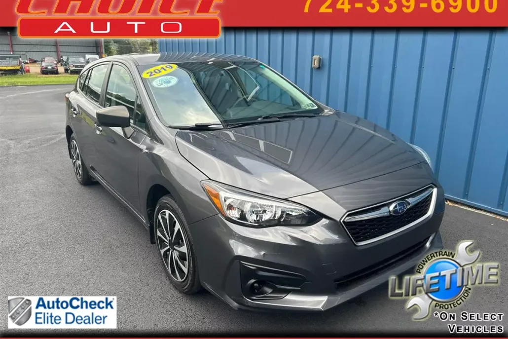 2019 Subaru Impreza 2.0i photo 1