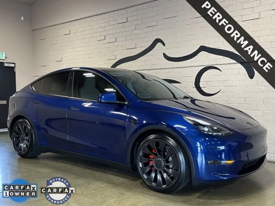 2024 Tesla Model Y Performance photo 1