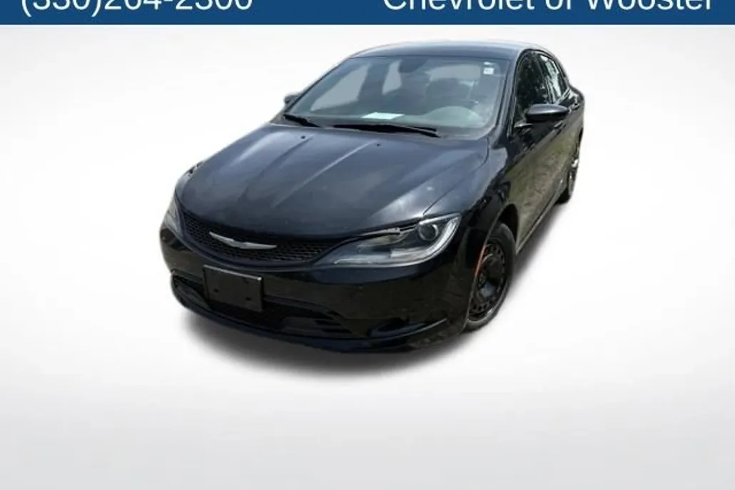 2015 Chrysler 200 S photo 1