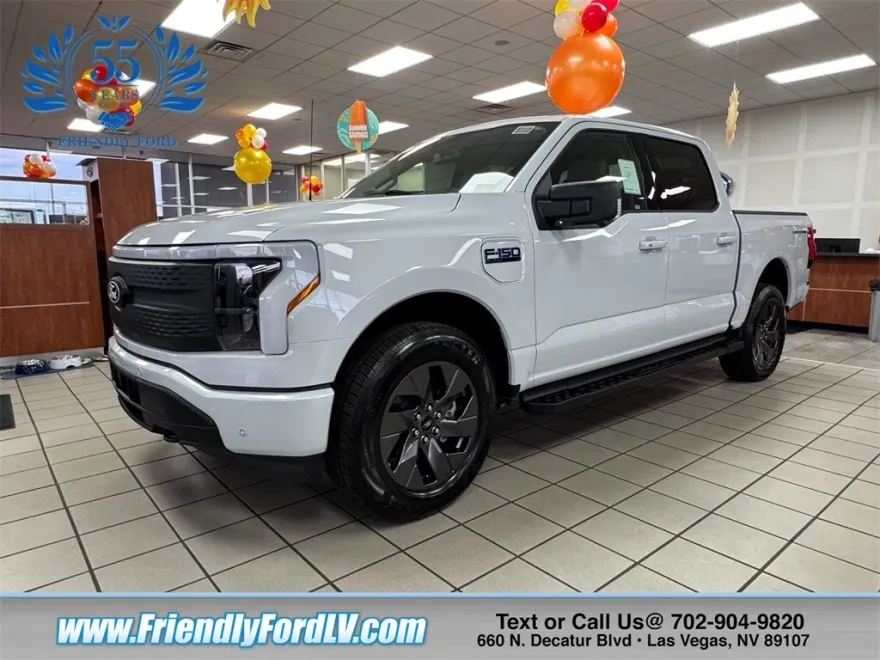 2025 Ford F-150 Lightning photo 1