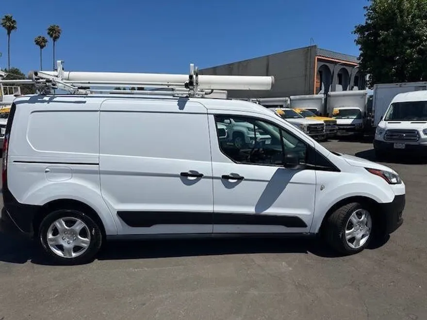2022 Ford Transit Connect XL photo 1