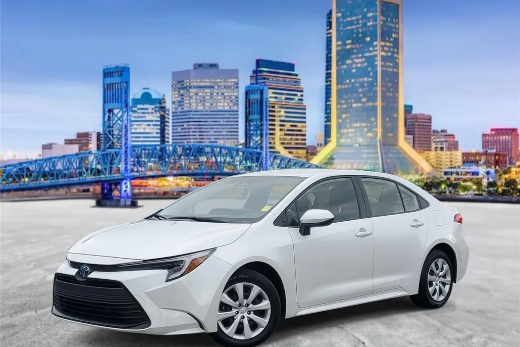 2025 Toyota Corolla Hybrid LE photo 1