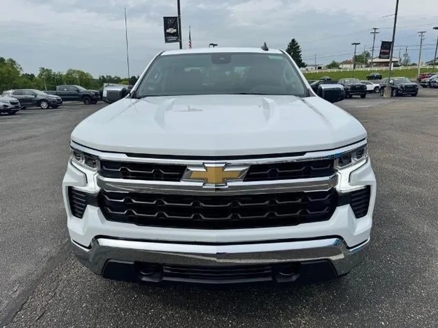 2025 Chevrolet Silverado 1500 LT photo 1