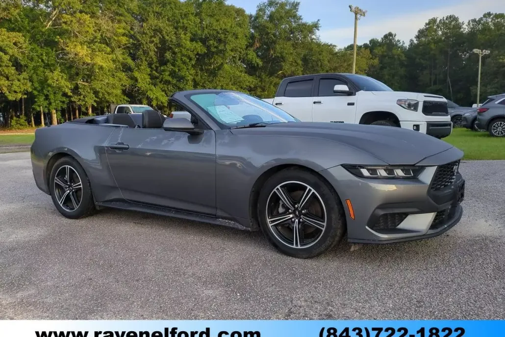 2024 Ford Mustang EcoBoost Convertible photo 1