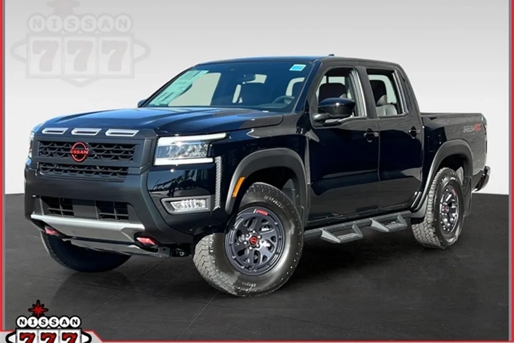 2025 Nissan Frontier PRO-4X photo 1