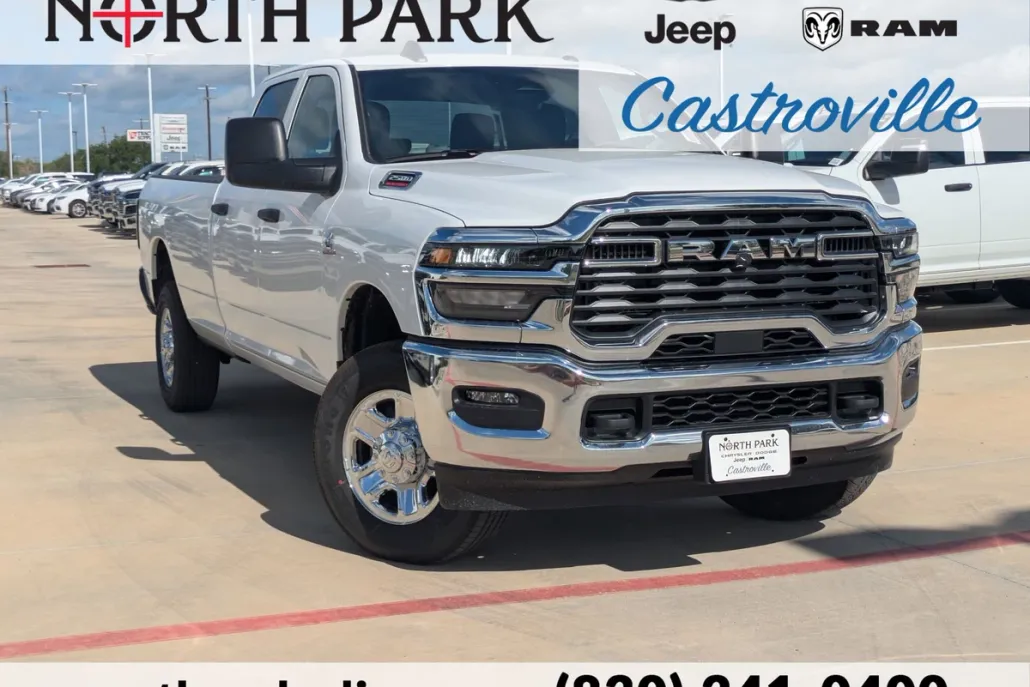 2025 Ram 2500 Tradesman photo 1