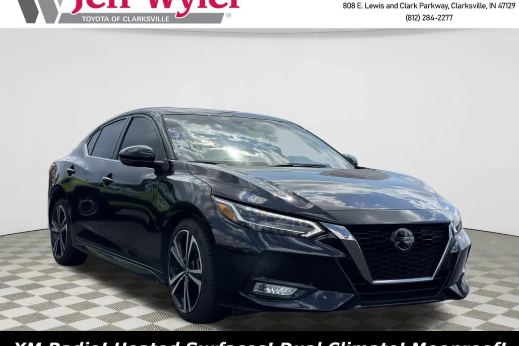 2023 Nissan Sentra SR photo 1