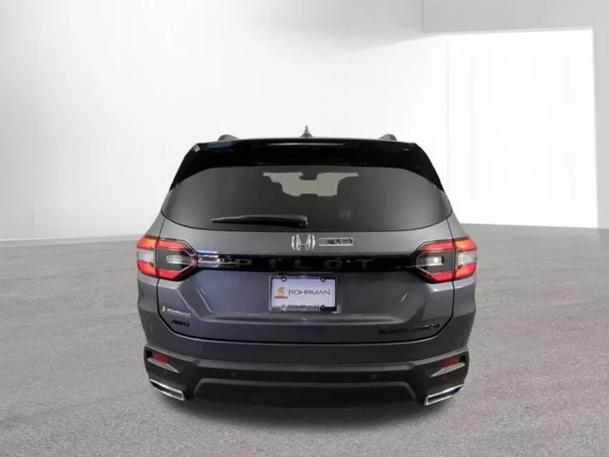 2025 Honda Pilot Black Edition photo 1