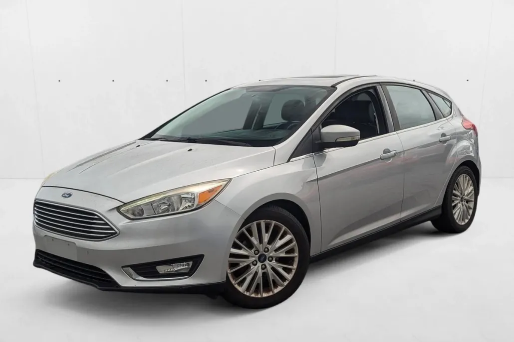 2017 Ford Focus Titanium photo 1