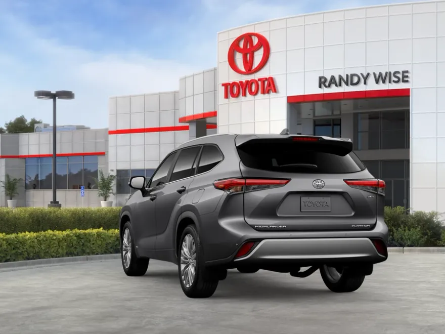 2026 Toyota Highlander Hybrid Platinum photo 1