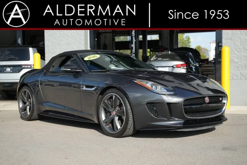 2016 Jaguar F-TYPE S photo 1