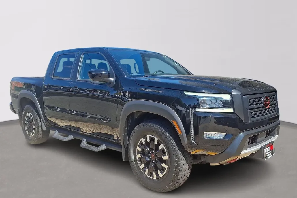 2023 Nissan Frontier PRO-4X photo 1
