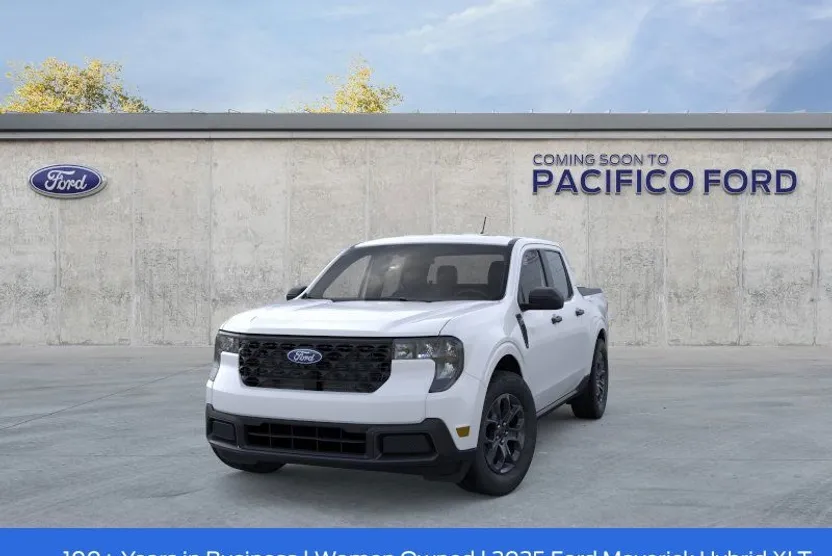 2025 Ford Maverick XLT photo 1