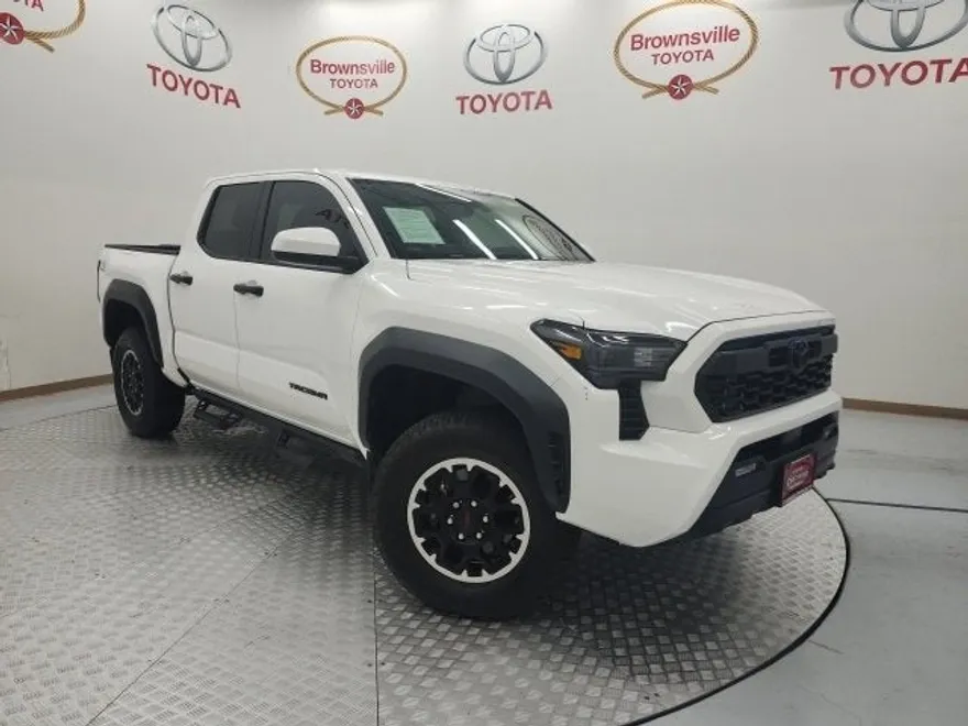 2024 Toyota Tacoma 4x4 TRD Off-Road photo 1