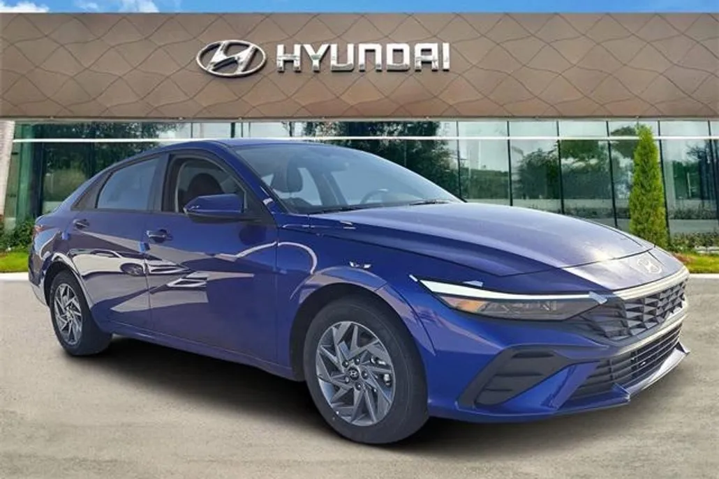 2025 Hyundai Elantra Hybrid Blue photo 1