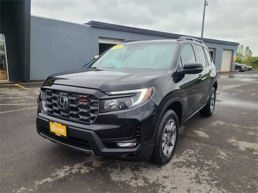 2023 Honda Passport TrailSport photo 1