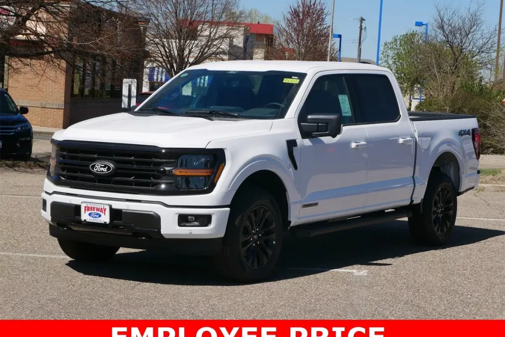 2025 Ford F-150 XLT photo 1