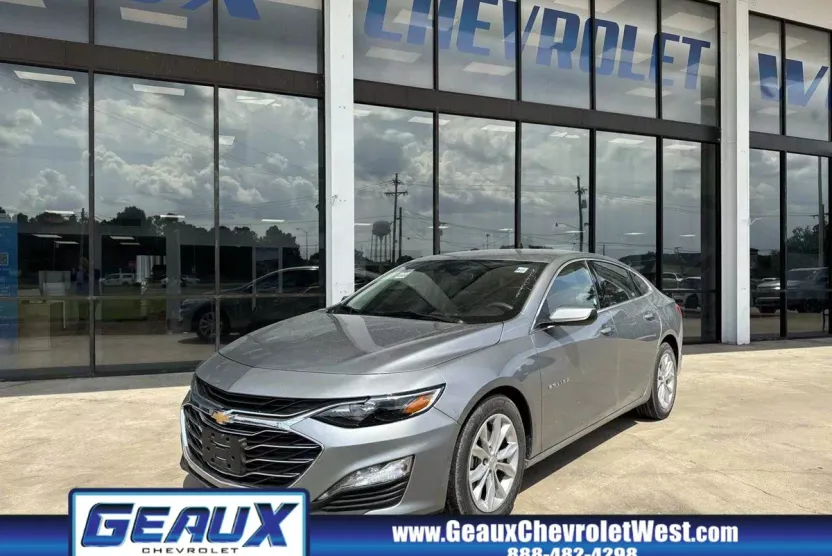 2024 Chevrolet Malibu 1LT photo 1