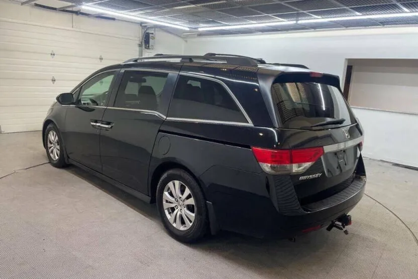 2014 Honda Odyssey EX photo 1