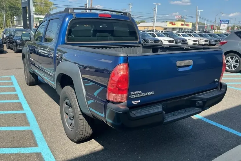 2008 Toyota Tacoma Base V6 photo 1