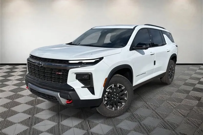 2026 Chevrolet Traverse Z71 photo 1