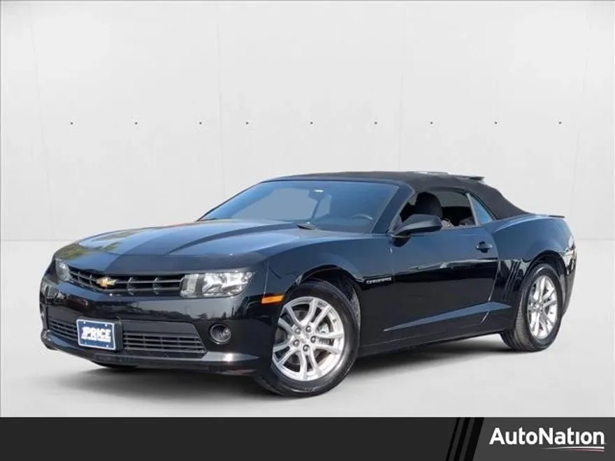 2015 Chevrolet Camaro 1LT photo 1