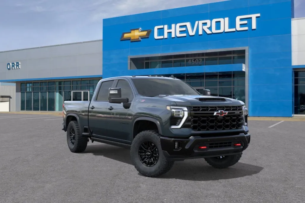 2026 Chevrolet Silverado 2500HD ZR2 photo 1