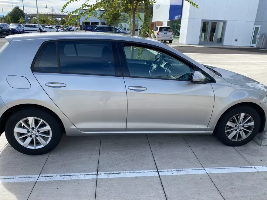 2015 Volkswagen Golf TSI S photo 1