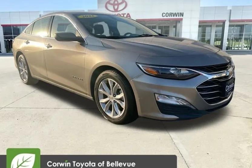 2022 Chevrolet Malibu 1LT photo 1