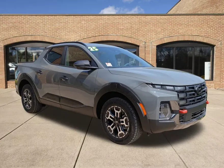 2025 Hyundai Santa Cruz XRT photo 1