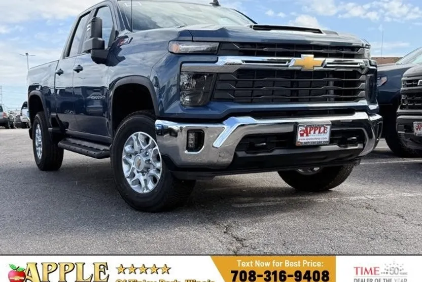 2026 Chevrolet Silverado 2500HD LT photo 1