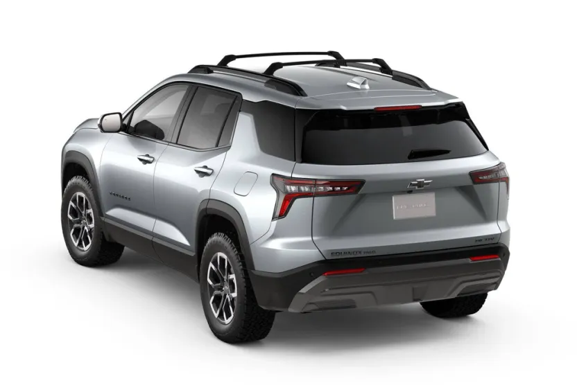 2026 Chevrolet Equinox ACTIV photo 1