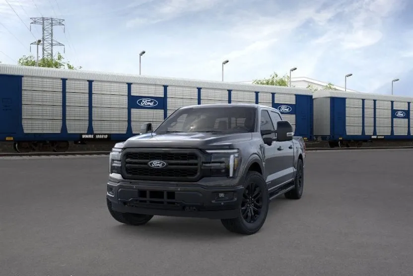 2025 Ford F-150 Lariat photo 1