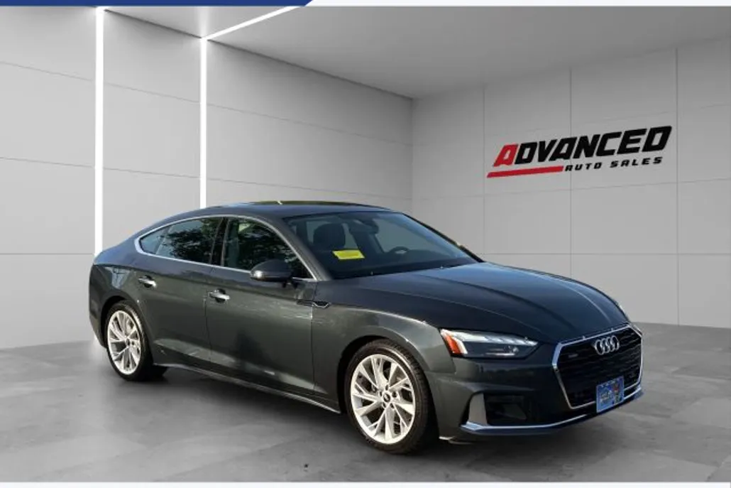 2022 Audi A5 Quattro Premium Plus photo 1