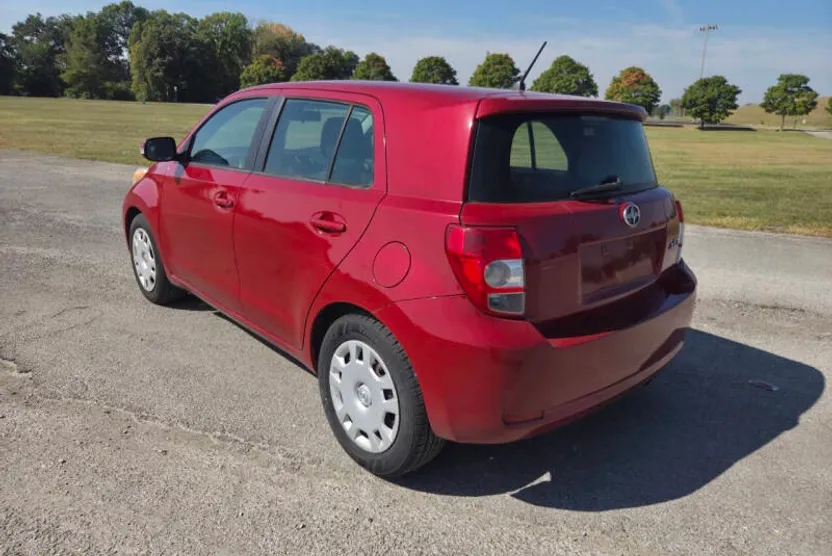 2009 Scion xD Base photo 1