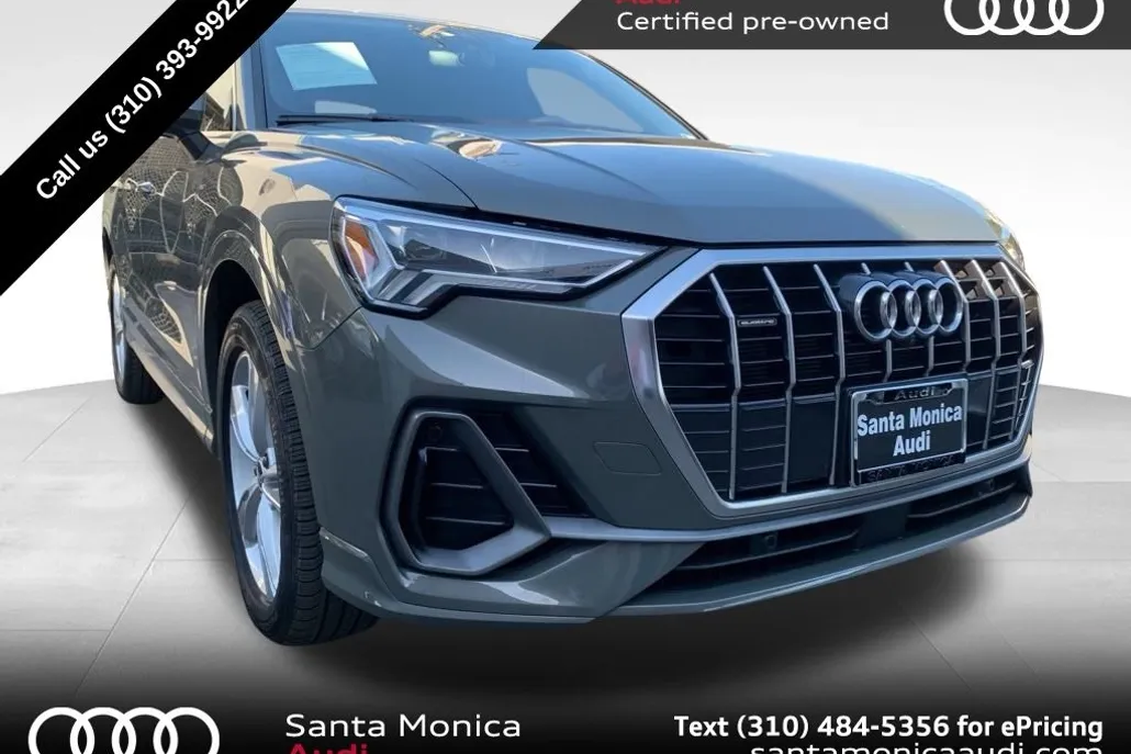 2022 Audi Q3 S line Premium Plus photo 1