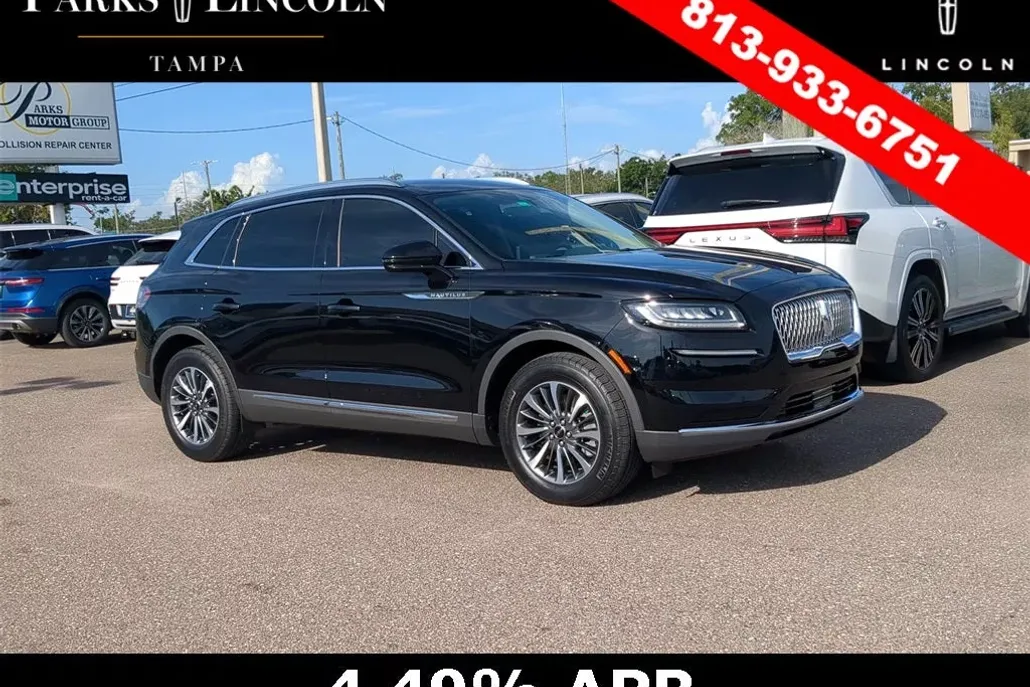 2023 Lincoln Nautilus Standard photo 1