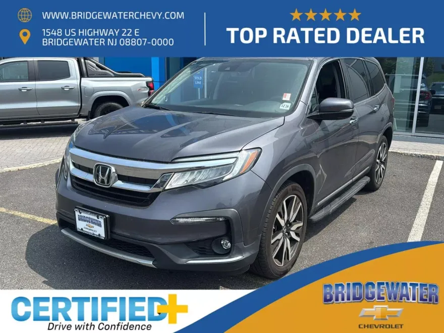 2022 Honda Pilot Touring photo 1