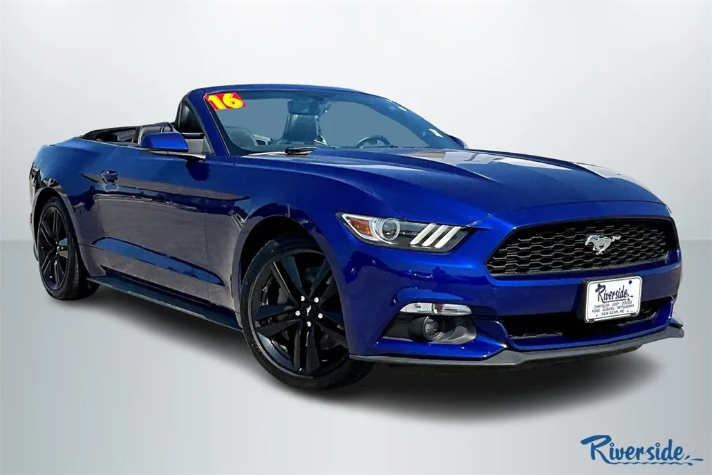 2016 Ford Mustang EcoBoost Premium photo 1