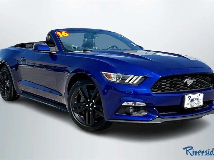 2016 Ford Mustang EcoBoost Premium photo 1