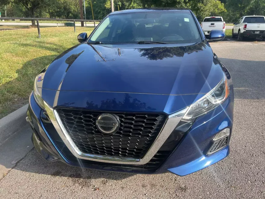 2020 Nissan Altima 2.5 S photo 1